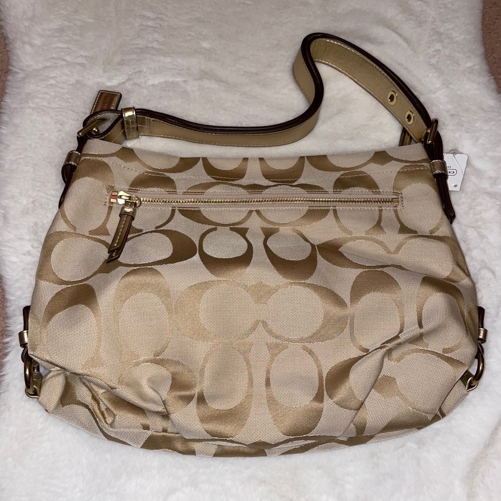 NWT Signature Cream Tan Coach Duffle Bag - Picture 3 of 5